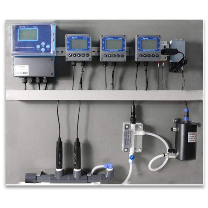 Swimming pool water quality monitoring system